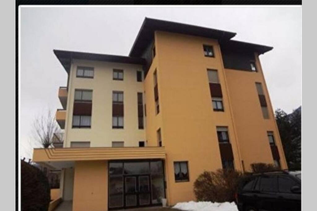 Appartement Meuble Tout Confort Scionzier Exterior photo
